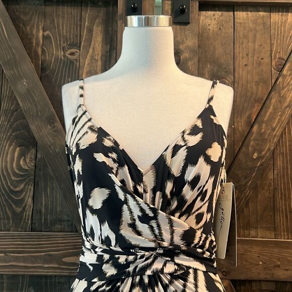 NWT GOTTEX MISS BUTTERFLY SURPLICE ONE PIECE SWIMSUIT - Picture 4 of 15